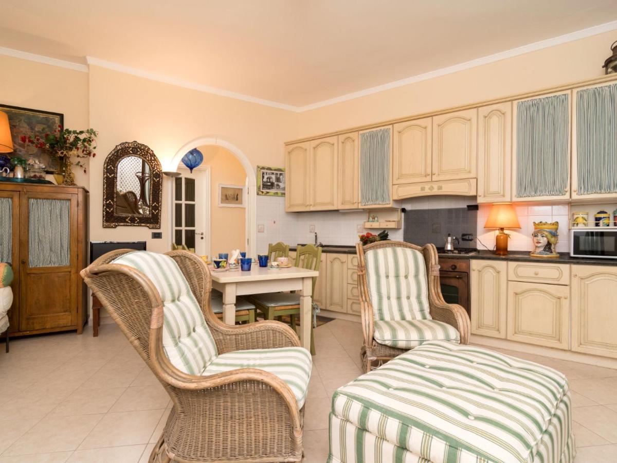 Apartment Positano Elegant Terrace By Interhome Εξωτερικό φωτογραφία